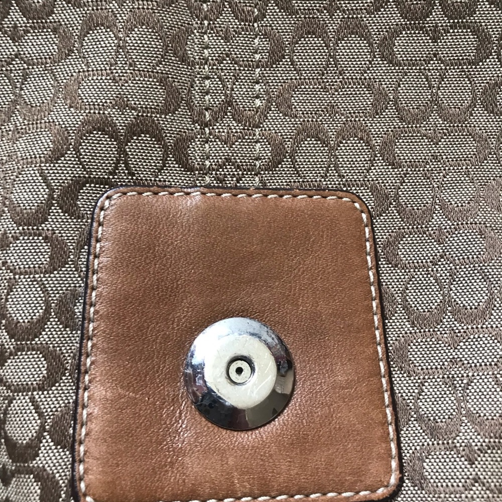 EUC Coach handbag - Picture 6 of 7